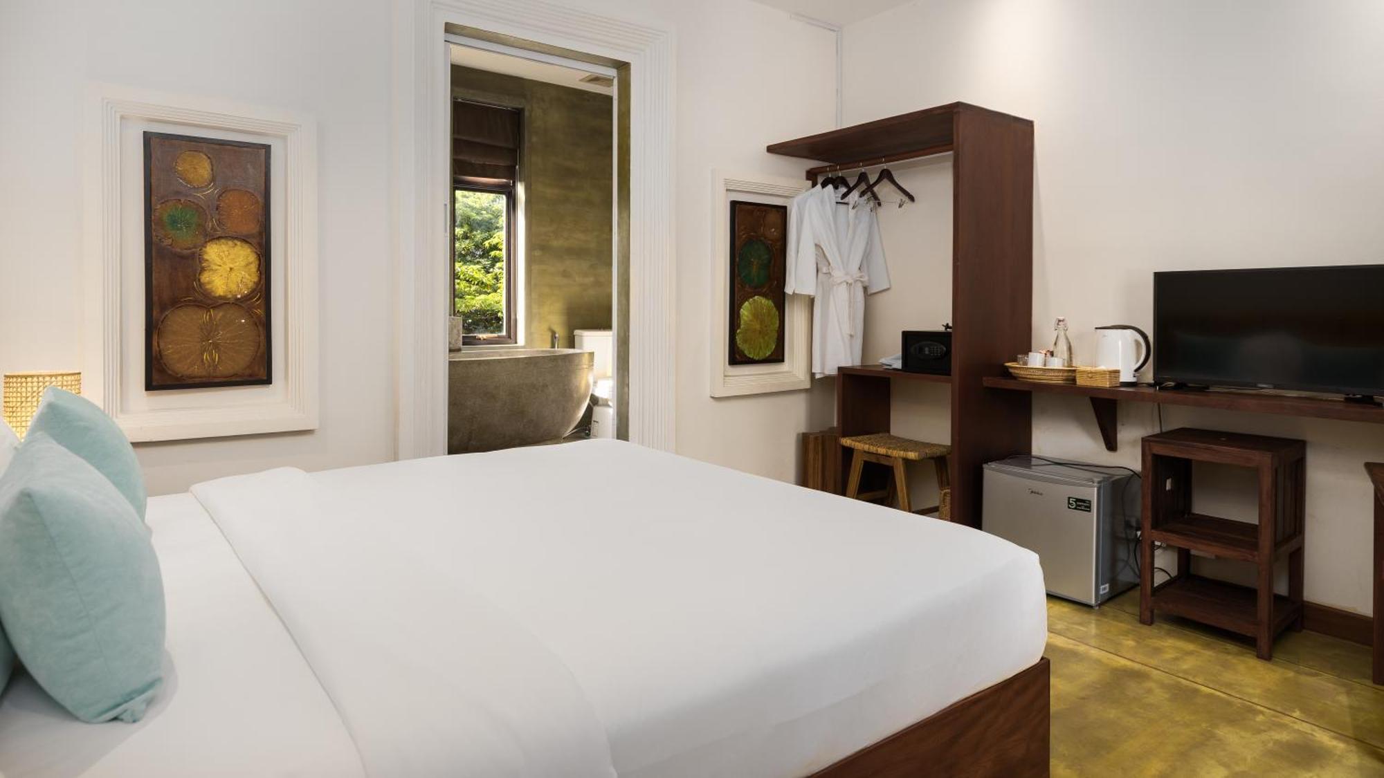 Reservoir, Yoga & Wellness Retreat Siem Reap Room photo